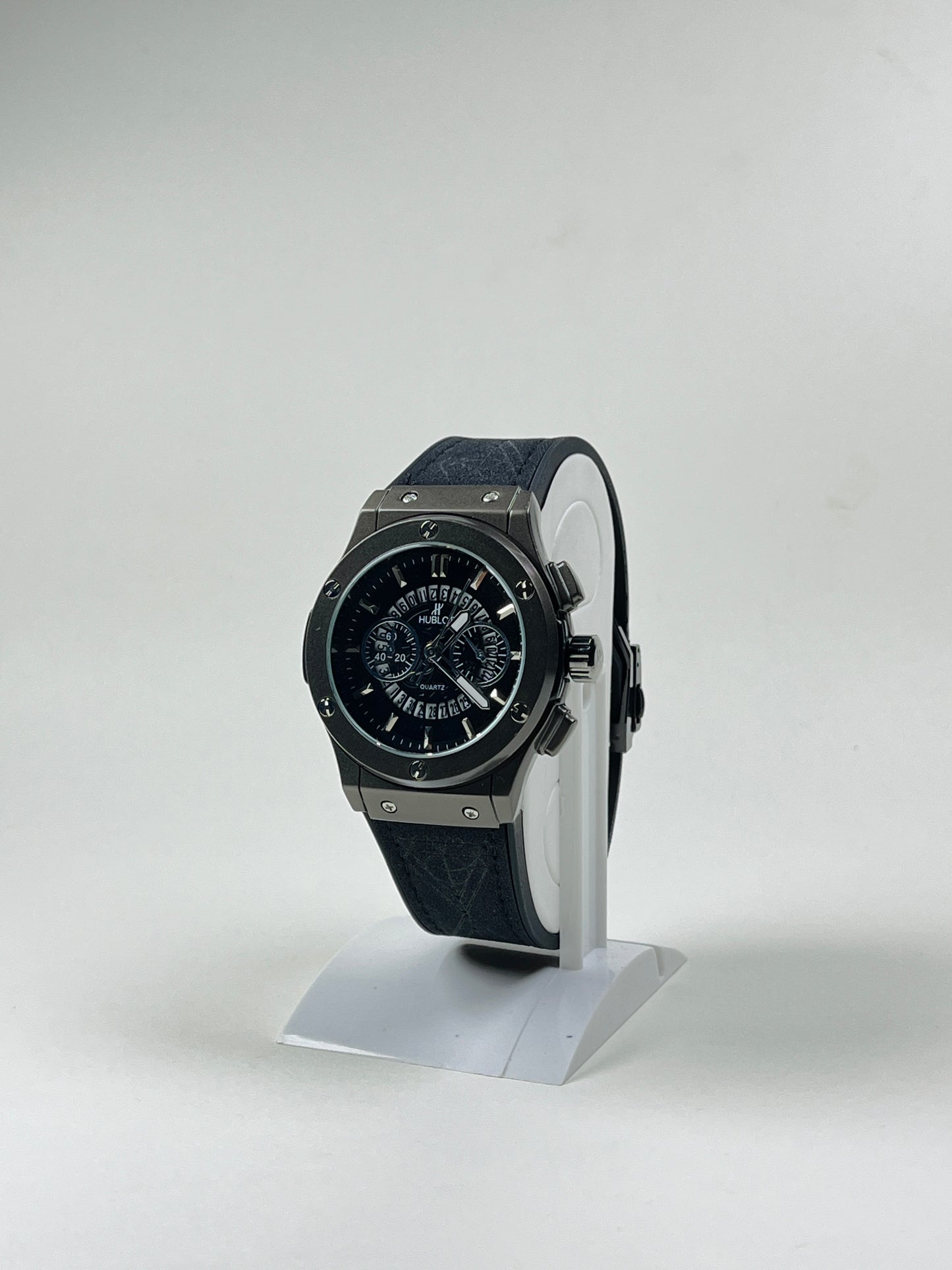HUBLOT CLASSIC MEN'S WATCH