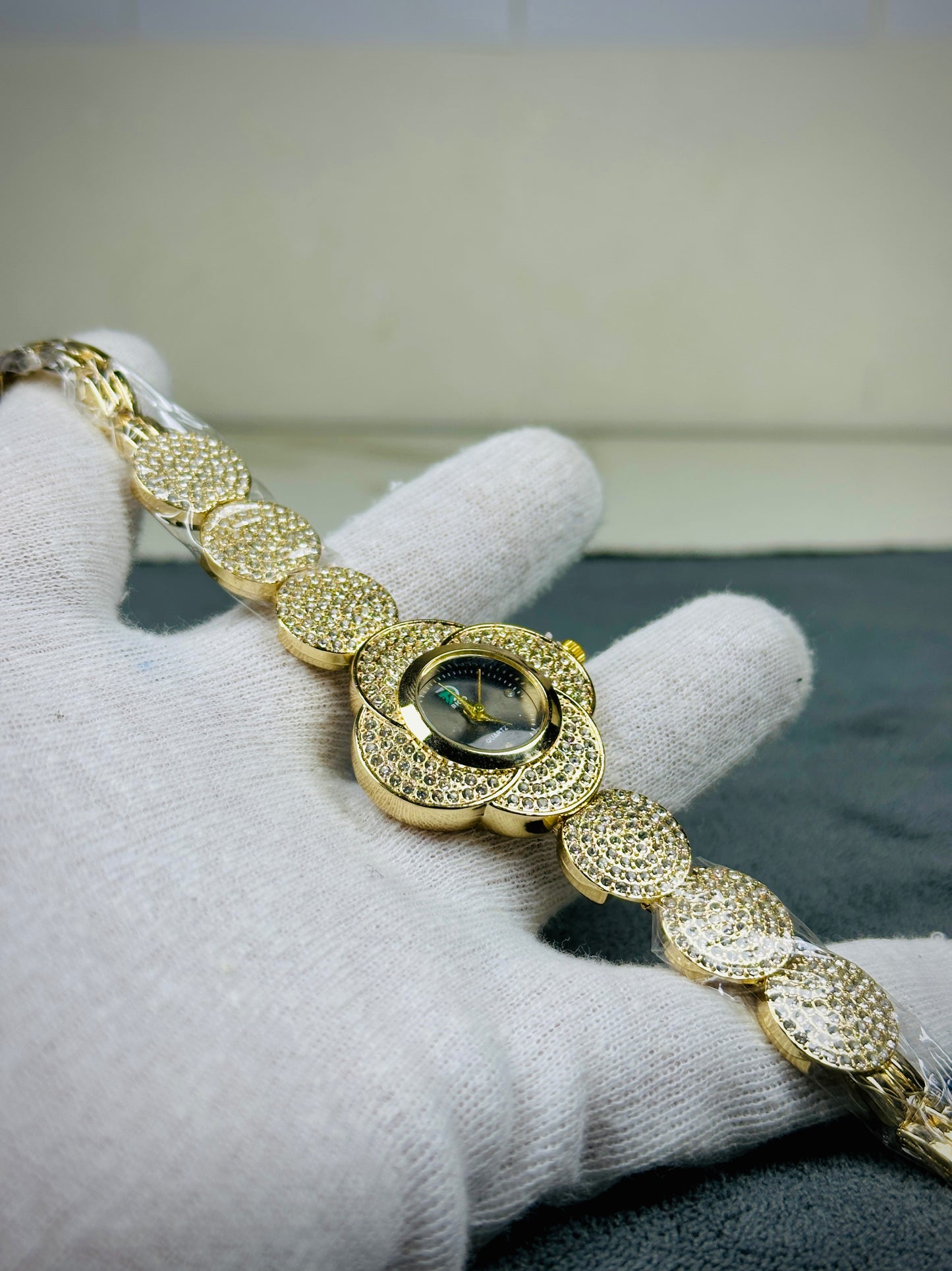 MODERN SLIM | DIAMOND WATCH