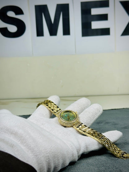 STYLISH CRYSTAL WATCH