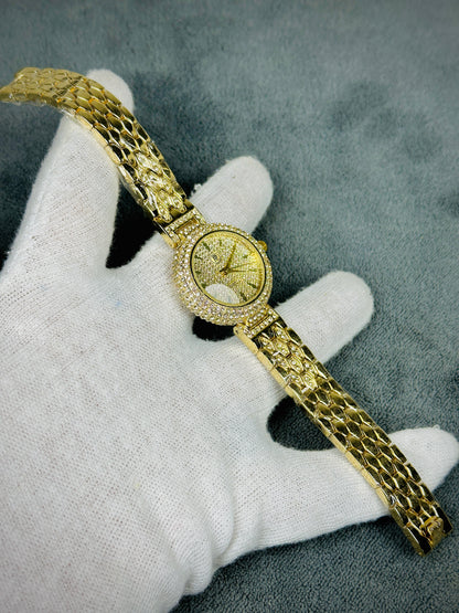 STYLISH CRYSTAL WATCH