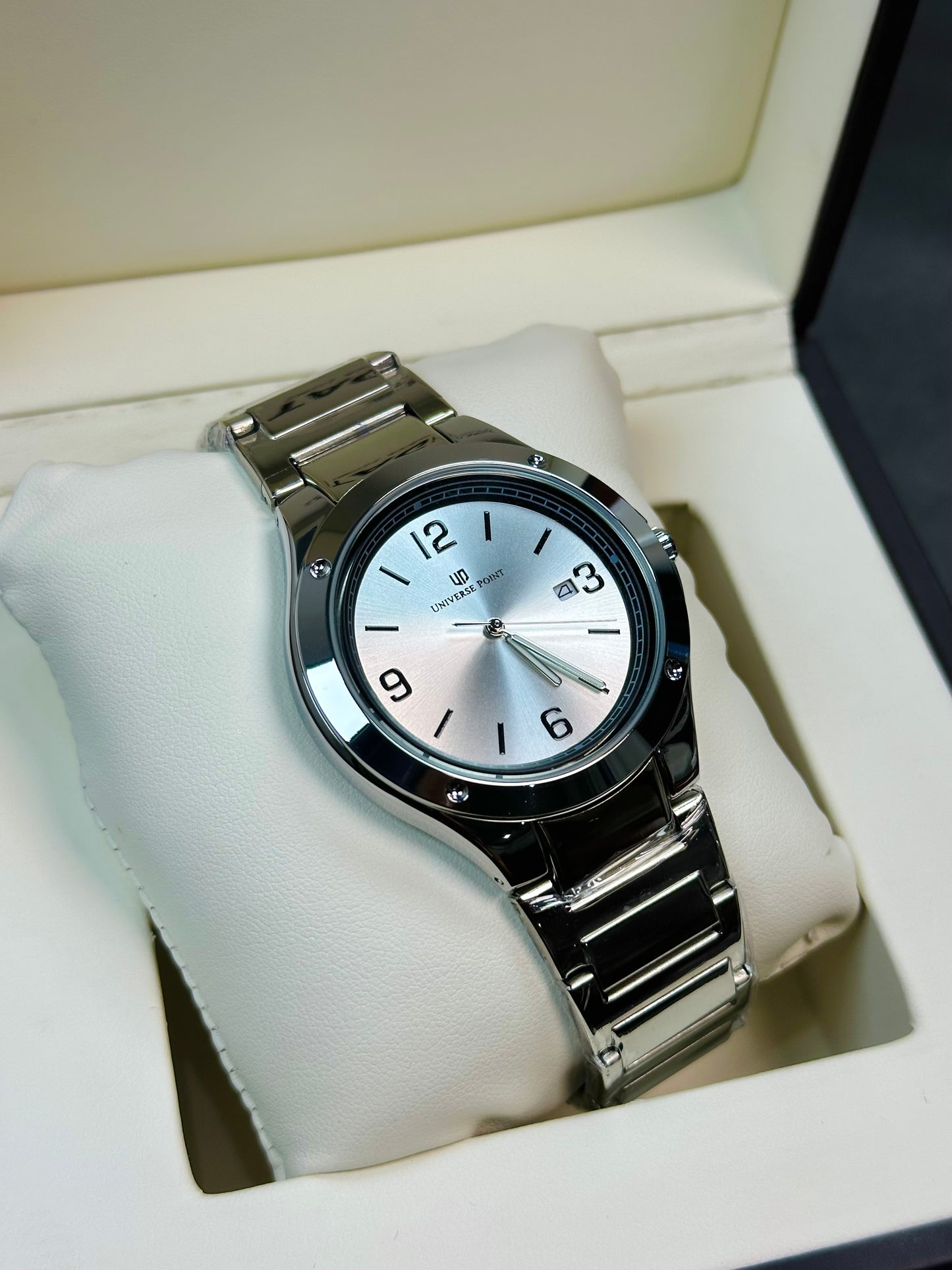 UNIVERSAL POINT ORIGNAL - UP DECENT WATCH